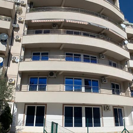 Apartment Liza Петровац Экстерьер фото