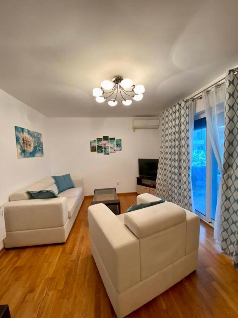 Apartment Liza Петровац Экстерьер фото