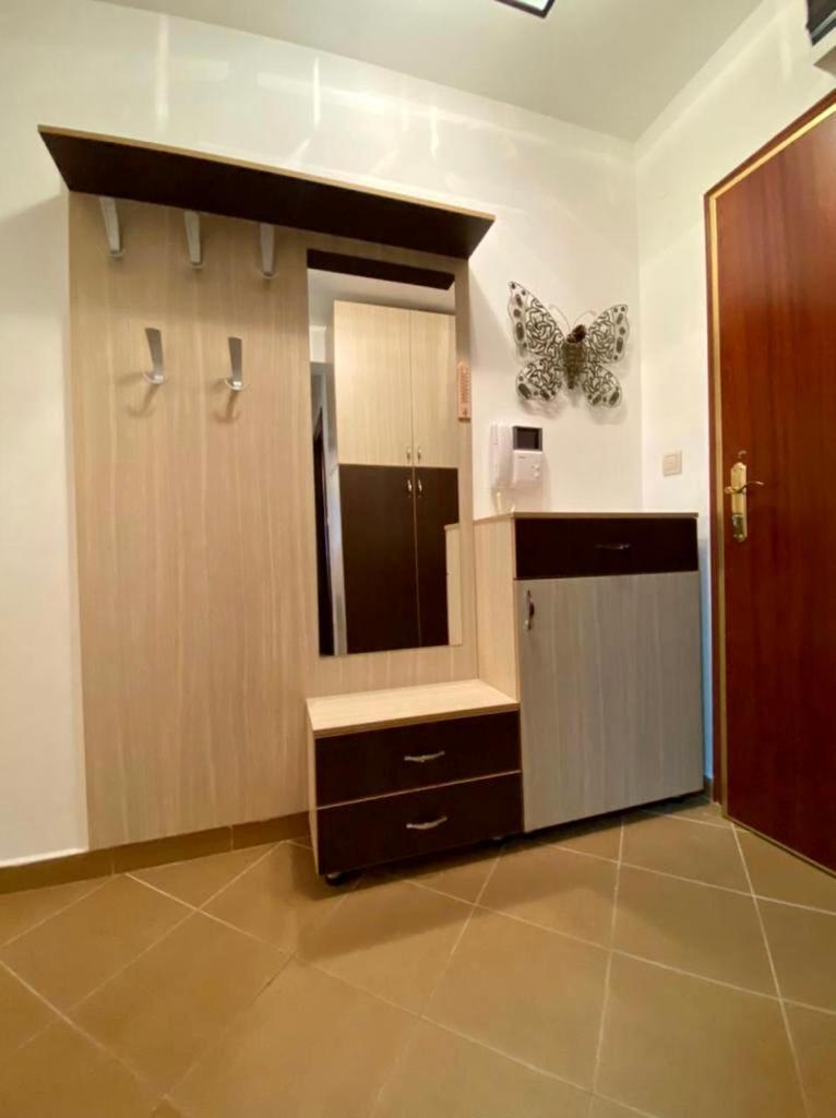 Apartment Liza Петровац Экстерьер фото