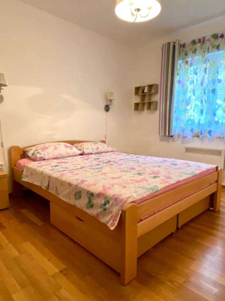 Apartment Liza Петровац Экстерьер фото